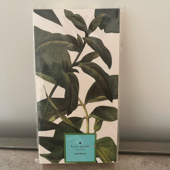 Kate Spade ♠️ File Folders and Small Notebooks - Picture 5 of 10